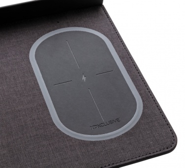 Logotrade Werbeartikel das Foto: Air Mousepad mit 5W Wireless Charger und USB