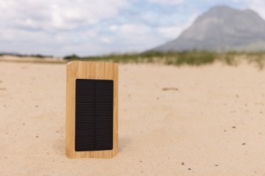 Logotrade Werbegeschenke das Foto: Sunwick 10.000mah Bambus Solar Powerbank