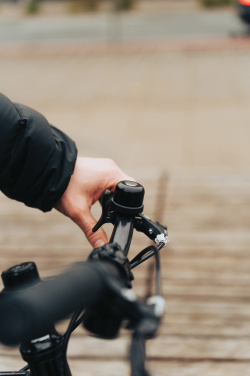 Logotrade Geschäftsgeschenke das Foto: Pedalfinder Fahrradklingel mit weltweiter Ortung