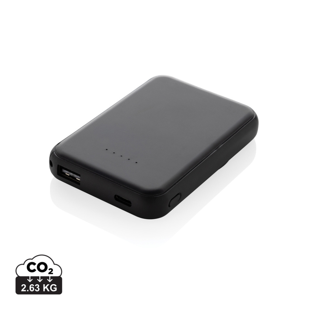 Logotrade Geschäftsgeschenke das Foto: Stellar 5.000mAh 5W magnetische Powerbank aus RCS rec. ABS