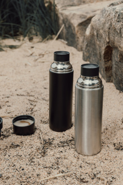 Logotrade Geschäftsgeschenke das Foto: VINGA Tono RCS Thermoskanne mit zwei Bechern, 750ml