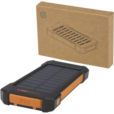 Logotrade Geschäftsgeschenke das Foto: Altair 10 W 5000 mAh robuste Solar Powerbank aus recyceltem Kunststoff mit integrierter Taschenlampe