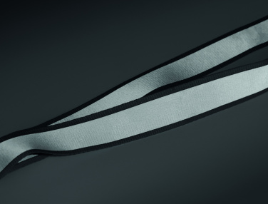 Logotrade Werbeartikel das Foto: Reflektierendes RPET-Lanyard