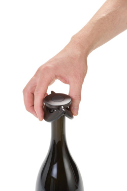 Logotrade Firmengeschenke das Foto: AdHoc Gusto Champagner-Verschluss