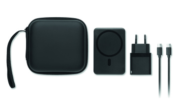 Logotrade Logogeschenke das Foto: Reise-Set 5000mAh Powerbank