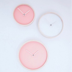 Wooden wall clock S