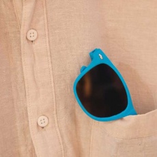 Social Plastic Sunglasses, light blue