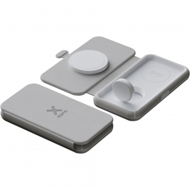 Logo trade promotional items image of: Xtorm XWF31 15W foldable 3-in-1 wireless travel charger