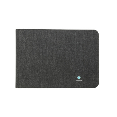 Logo trade promotional merchandise picture of: Swiss Peak 15W magnetic charging laptop sleeve 14-15,6"