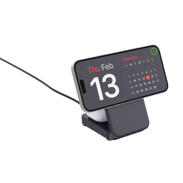 Logo trade promotional gift photo of: Urban Vitamin Arcadia RCS rplastic 15W 3in1 magnetic charger