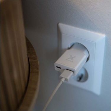 Logotrade promotional giveaway image of: Xtorm XG2SL025 Go2 SlimLine 25W charger