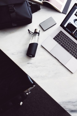 Logotrade reklaamkingitused pilt: Vinga klaasist Lean klaasist veepudel