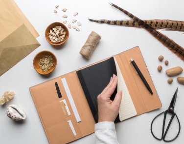 Logotrade reklaamkingid pilt: A5 Deluxe magnetkinnisega märkmik