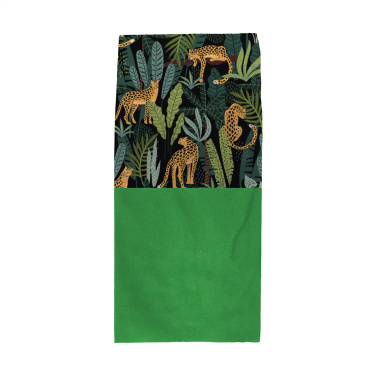 Logotrade firmakingi foto: Fliisist voodriga multifunktsionaalne torusall