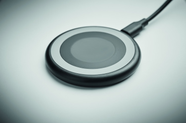 Logotrade firmakingitused pilt: WERLIES 3-ühes juhtmevaba laadija 15W