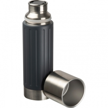 Logotrade meened pilt: MoLu roostevabast terasest pudel vase isolatsiooniga Saint Albans