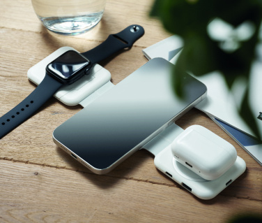 Logo trade mainoslahja kuva: Taitettava latausasema