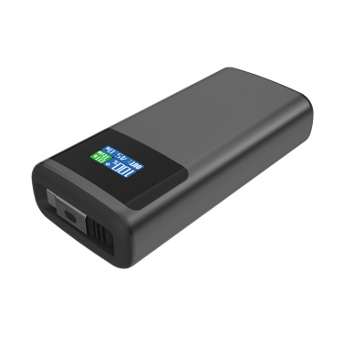 Logo trade mainoslahja ja liikelahja tuotekuva: Quantum RCS PD45W nopea 10 000 mAh -varavirtalähde näytöllä