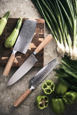 Logotrade korporatīvās dāvanas foto: VINGA Hattasan Damascus Santoku nazis