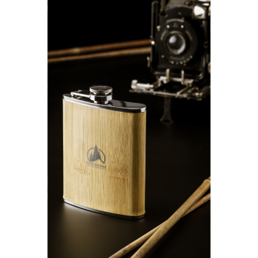 Logotrade korporatīvās dāvanas foto: Hipflask Bamboo 200 ml dzeramā pudele