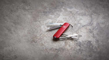 Логотрейд pекламные продукты картинка: Карманный нож VICTORINOX Classic SD с 7 функциями