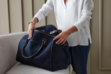 Logotrade profilprodukter bild: VINGA Hunton weekendbag