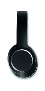 Logotrade profilprodukter bild: ANC headphone and pouch