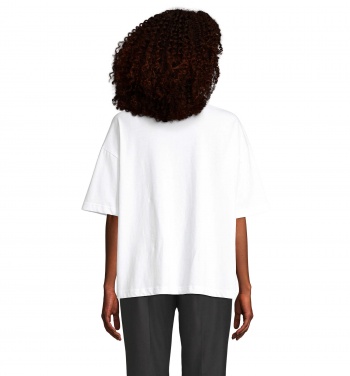 Logotrade kampanjprodukter bild: BOXY WOMEN OVERSIZE T-SHIRT