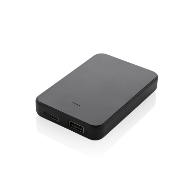 Logotrade presentreklam bild: Boostcore RCS powerbank i återvunnen plast 5.000mAh med USB