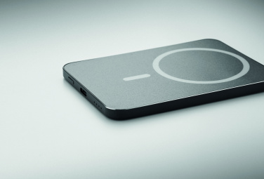 Logotrade profilreklam bild: Magnetisk powerbank 20W
